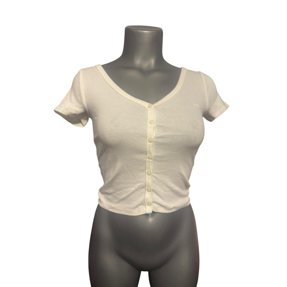 Hollister faux button xs v neck crop top t shirt